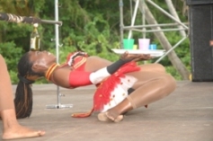 Limbotänzerin aus Tobago Limbotänzerin aus Tobago