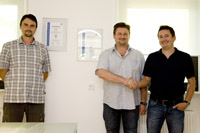 v.l.n.r. Friedrich Petri (SEM), Arthur Petri (SEM) und Marco Dolla (Decos) v.l.n.r. Friedrich Petri (SEM), Arthur Petri (SEM) und Marco Dolla (Decos)