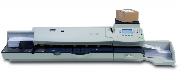 Neue Frankiermaschine von Pitney Bowes mit Gewichts- und Formaterkennung für mittleres Postvolumen Neue Frankiermaschine von Pitney Bowes mit Gewichts- und Formaterkennung für mittleres Postvolumen