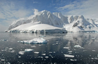  Eine Reise in die eisige Antarktis ist nur in den südlichen Sommenmonaten möglich © Hurtigruten Gmb