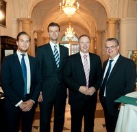 Feierliche Urkundenübergabe in München: v.l. S. Seibold, P. G. Weber, G. Fahrenschon, J. Jaschke Feierliche Urkundenübergabe in München: v.l. S. Seibold, P. G. Weber, G. Fahrenschon, J. Jaschke