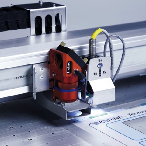 Trotec Lasersysteme und i-cut®: Laserschneiden auf höchstem Niveau Trotec Lasersysteme und i-cut®: Laserschneiden auf höchstem Niveau