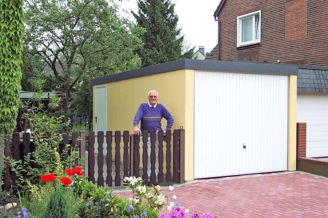 Fertiggaragen von Exklusiv Garagen machen auch bei Sommerregen gute Laune