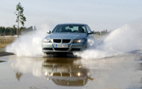 Der „vorbildliche“ Öko-Reifen Nokian V im „Auto Bild“ Test fährt sehr sicher  Foto: Nokian Tyres