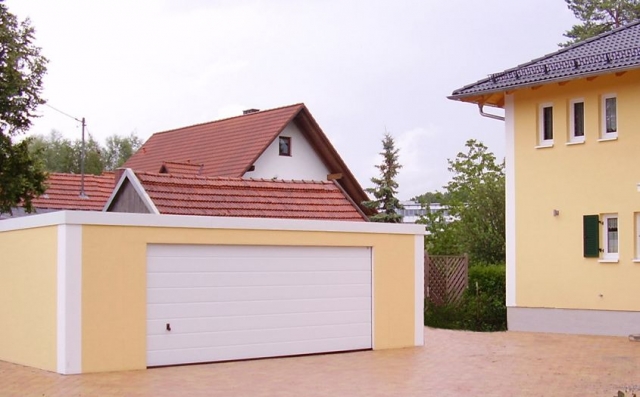Mit einer Fertiggarage von MC Garagen immer auf der richtigen Seite Mit einer Fertiggarage von MC Garagen immer auf der richtigen Seite