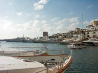 Puerto Banús, der Ort mit dem größten Promi-Faktor in Marbella. Foto: CreativeCommons/Bernard bill5
