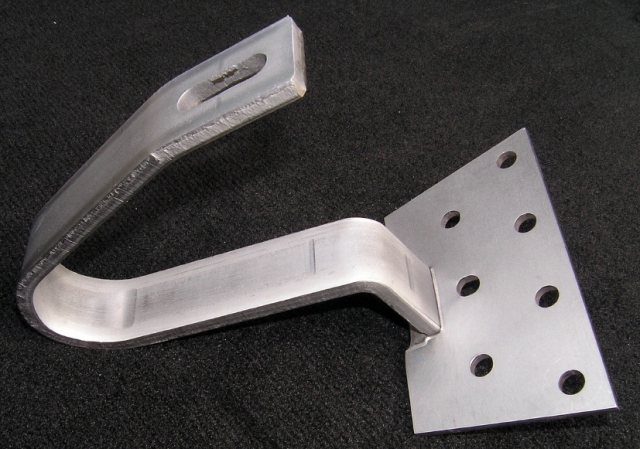 MTP-Metalltechnik bringt ersten formschlüssig verpressten Solarträger auf den Markt