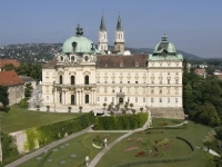 Das Stift von der Ostseite Das Stift von der Ostseite