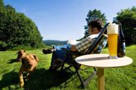 Bei den Nationalpark-Partnern fühlen sich Herrchen und Hunde wohl. (Foto: Haillant)