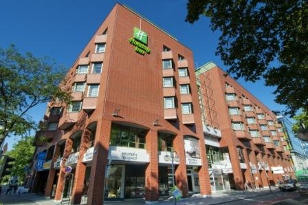Hotel Holiday Inn Mannheim City Centre feiert 25. Geburtstag