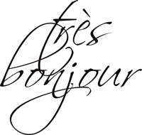 Très Bonjour Logo Très Bonjour Logo