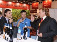 2009 demonstrierte die Messe das Wachstumspotenzial des Weinmarktes in Asien. Foto: HKTDC