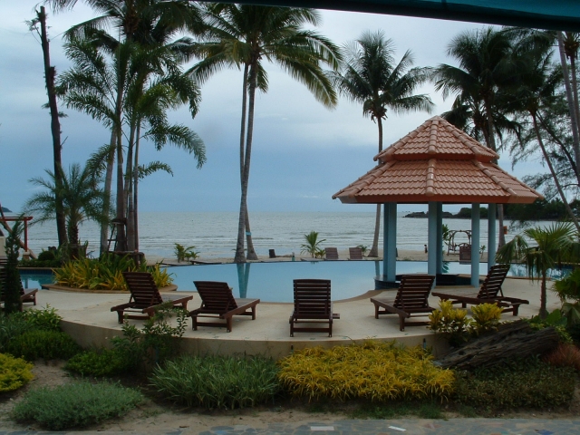 Von der thailändischen Ferieninsel Koh Chang nach Koh Samui Von der thailändischen Ferieninsel Koh Chang nach Koh Samui