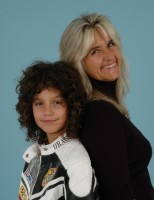 Autorin Gabriela Taschner mit Sohn Florian