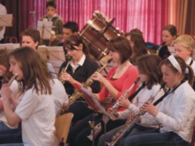 Mega-Jugendorchester spielt auf: Sportkonzert von Music4Youth im Continium Mega-Jugendorchester spielt auf: Sportkonzert von Music4Youth im Continium