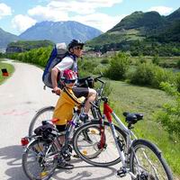 Entlang der Flüsse lässt es sich in Südtirol 