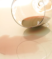 In Schwangerschaft und Stillzeit lieber völlig ohne Alkohol