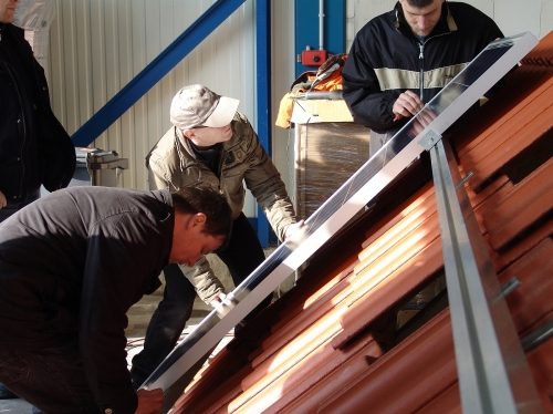 Mp-tec eröffnet Solarakademie mit umfangreichem Schulungsangebot Mp-tec eröffnet Solarakademie mit umfangreichem Schulungsangebot