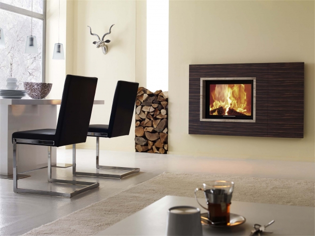 Spartherm: Naturstein, Stahl und Edelholz-Optik - Kaminanlagen sind mehr als nur Möbelstücke