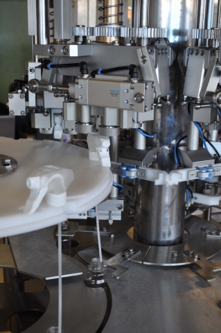 Servo-getriebene Hubspindeln machen Abfüllanlagen schnell und flexibel Servo-getriebene Hubspindeln machen Abfüllanlagen schnell und flexibel