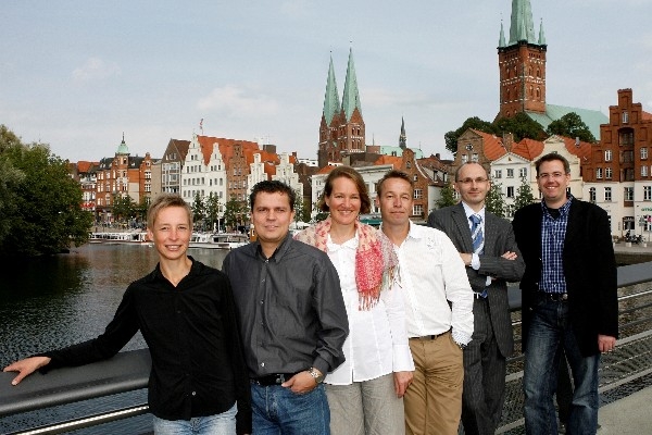 KommunikationsKontor Lübeck spezialisiert sich auf Text, Content, Film und Multimedia KommunikationsKontor Lübeck spezialisiert sich auf Text, Content, Film und Multimedia