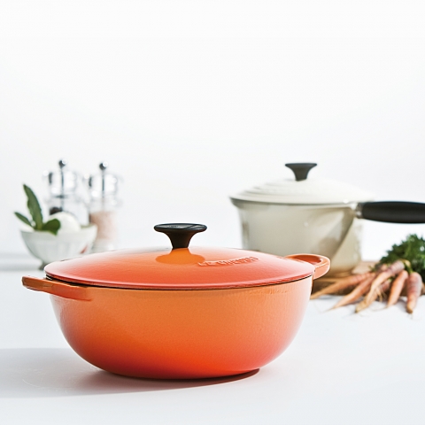 Herbstimpressionen auf Herd und Tafel mit Brätern und Pfannen von Le Creuset als Hochzeitsgeschenk Herbstimpressionen auf Herd und Tafel mit Brätern und Pfannen von Le Creuset als Hochzeitsgeschenk