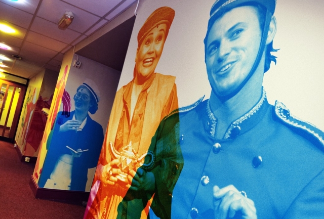 wallunica verwandelt Studiolobby in Kunstwerk