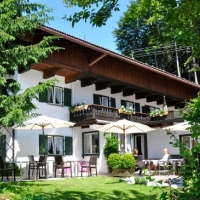 Wellness-Hotel Landhaus St. Georg in Bad Wiessee Wellness-Hotel Landhaus St. Georg in Bad Wiessee