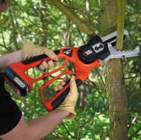 Die 18V-Gartengeräte von Black & Decker verfügen über die Vorteile der Lithium-Ion-Akkutechnologie. 
