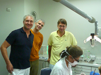 Dr. Christoph Boeger (links), Prof. Dr. Jörg W. Kleinfeld (rechts), weitere Teilnehmer