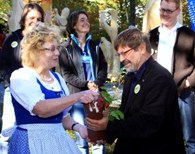 Zum Geburtstag des Nationalparks: Der neue Nationalpark-Partner-Schnaps (Foto: Günther Dengler).