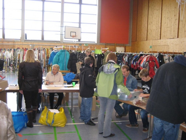 Skiabteilung des SV Söcking markiert Saisonauftakt für den Skiwinter 2010/2011