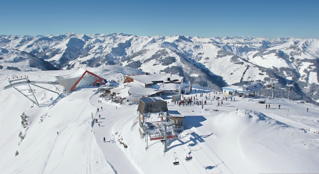 Kitzbüheler Alpen: Die legendärsten PistenÖsterreichs Kitzbüheler Alpen: Die legendärsten PistenÖsterreichs