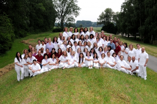 Dr. Rossa, Ludwigshafen: Zahn-Implantate zum Spitzenpreis Dr. Rossa, Ludwigshafen: Zahn-Implantate zum Spitzenpreis