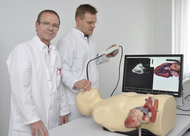 Herz- und Diabeteszentrum NRW: Meilenstein für die Herzchirurgie-Ausbildung Herz- und Diabeteszentrum NRW: Meilenstein für die Herzchirurgie-Ausbildung