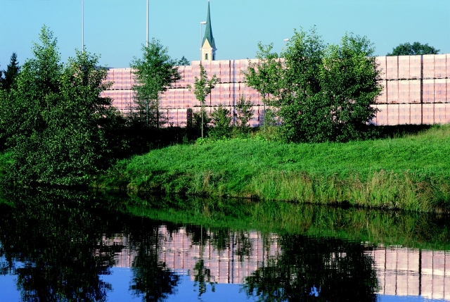 Mauerziegel aus Niederbayern: Industriell und nachhaltig produziert Mauerziegel aus Niederbayern: Industriell und nachhaltig produziert