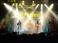 Mit Steel Guitar und Westernsong: Texas Lightning in der Europa-Sportregion