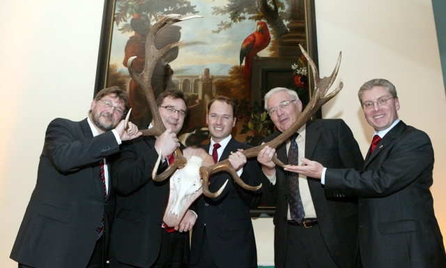 Wilde Köstlichkeiten im Kempinski Hotel Gravenbruch Frankfurt Wilde Köstlichkeiten im Kempinski Hotel Gravenbruch Frankfurt