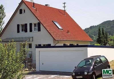 Bedarfsgerecht mit einer Stahlgarage von MC-Garagen Bedarfsgerecht mit einer Stahlgarage von MC-Garagen