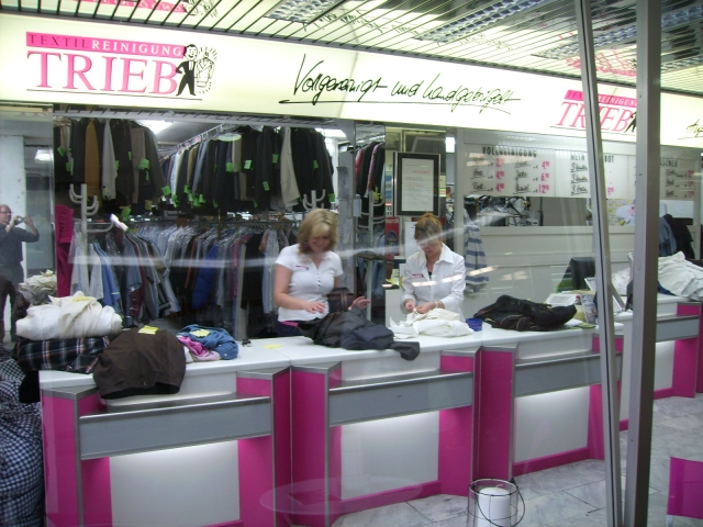 SHIRTRUNNER - SHIRTRUNNER -