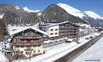 Im Familien-Resort Alpenrose lässt es sich nach dem Skifahren herrlich im Wellnessbereich entspannen