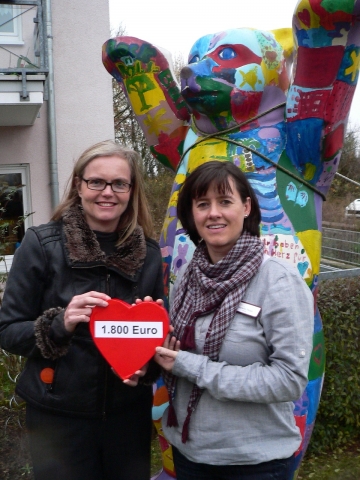 Georgenthaler Kelterfest erbrachte 1.800 Euro für das Wiesbadener Kinderhospiz Bärenherz Georgenthaler Kelterfest erbrachte 1.800 Euro für das Wiesbadener Kinderhospiz Bärenherz