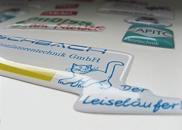 Digitaler Siebdruck in der Etikettenproduktion für kleinste Stückzahlen