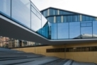 Gebogene Scheiben geben dem Neubau Schwung Foto: Christoph Seelbach für CLIMAplusSECURIT-Partner