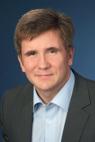 Fach-Applikationen mit appeleon schnell und einfach in der Cloud abbilden Fach-Applikationen mit appeleon schnell und einfach in der Cloud abbilden