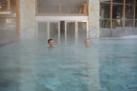Entspannung im beheizten Outdoorpool Entspannung im beheizten Outdoorpool