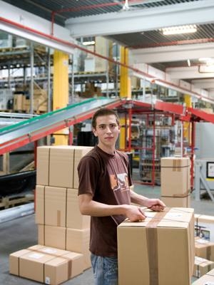 redcoon.de Weihnachtsgeschäft: 9000 Webshopbesucher pro Stunde redcoon.de Weihnachtsgeschäft: 9000 Webshopbesucher pro Stunde