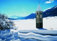 Kirchturm im See Kirchturm im See