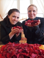 Direktorin Antje Märker mit Inhaberin Christine Wargny (v.li. n. r.) Direktorin Antje Märker mit Inhaberin Christine Wargny (v.li. n. r.)