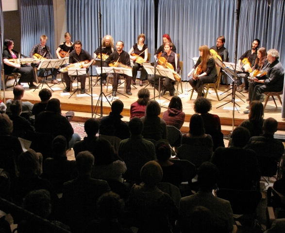 Nyckelharpa-Konzert im Deutschlandfunk Nyckelharpa-Konzert im Deutschlandfunk
